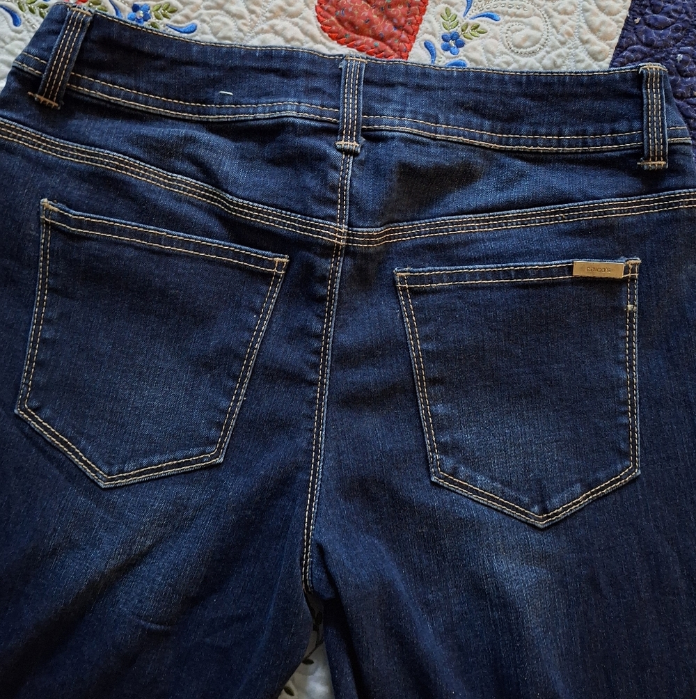 Chico's So Slimming Jeweled Jean Crop Pants Insm 26" Waist 30" Mid-rise Pre-own - Picture 11 of 13